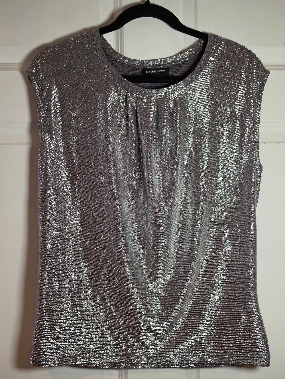 Liz Claiborne Silver Metallic Cap Sleeve Top M